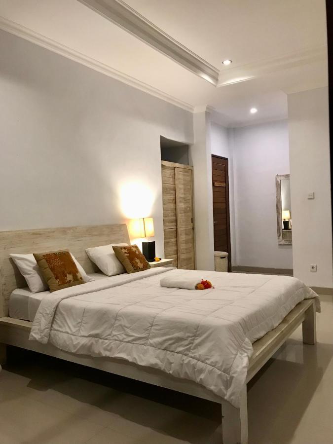 Griya Telaga Jumpung Apartman Ubud Kültér fotó